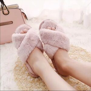 New Pink Fur Fluffy Warm Cozy Criss Cross Slippers